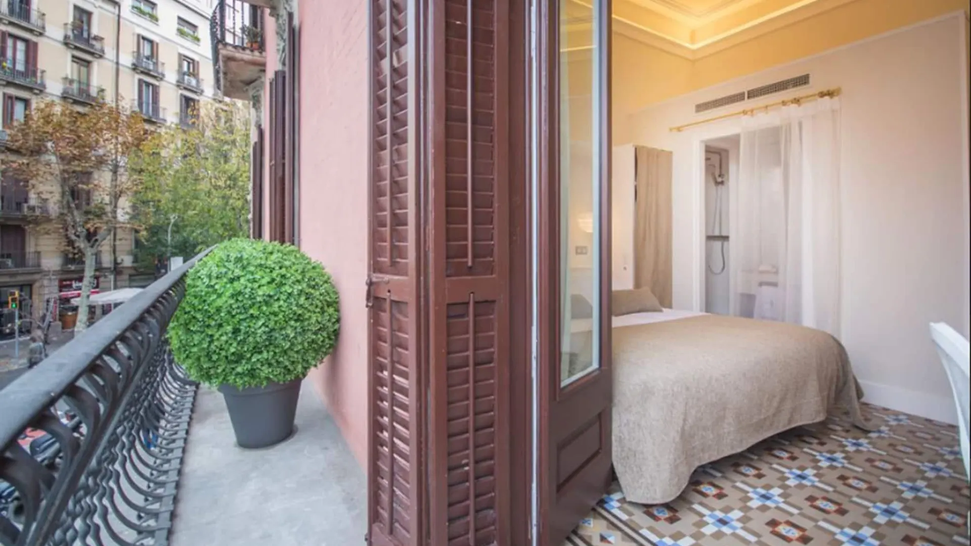 برشلونة Anakena House Bed & Breakfast 3*,